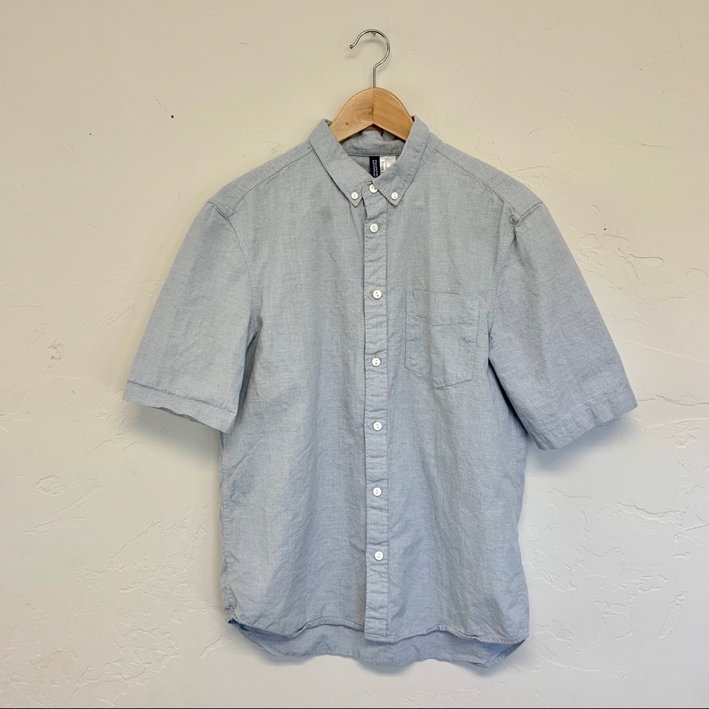 Dividend H&M Men’s Button Up Shirt